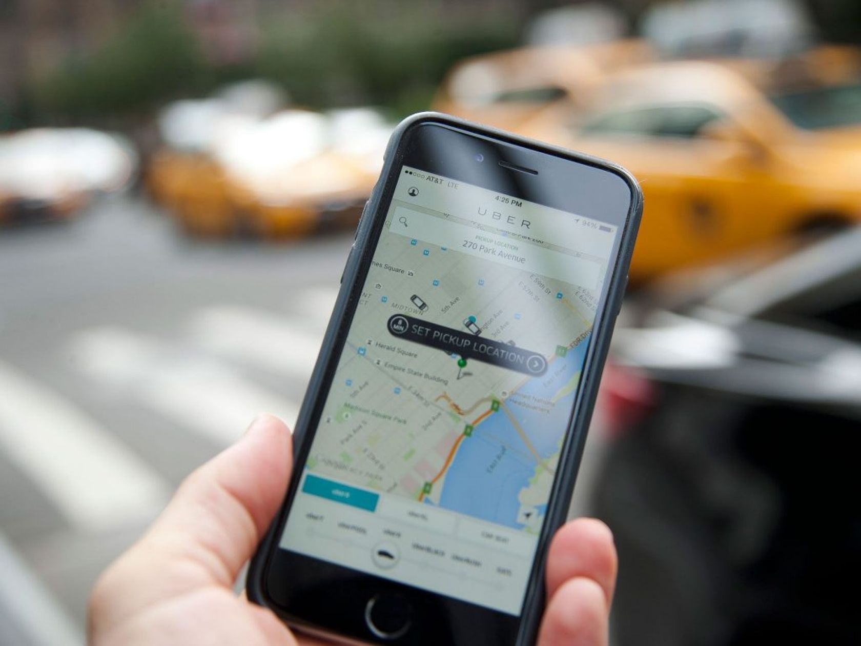 How much does it cost to launch an app like Uber?
