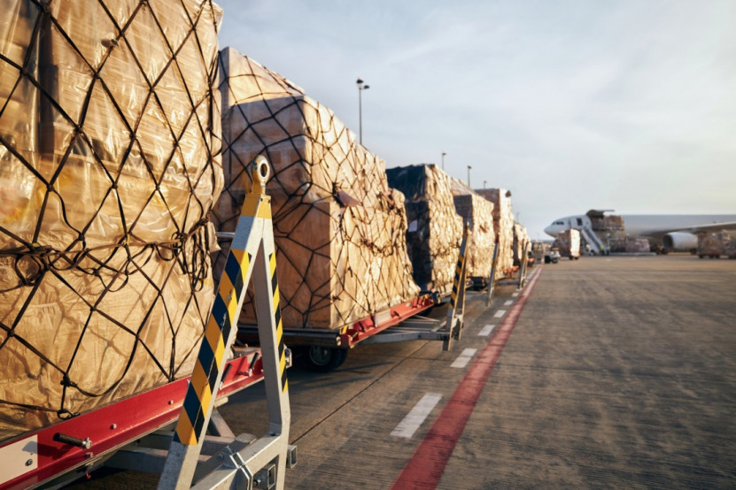 Delivery and logistics system