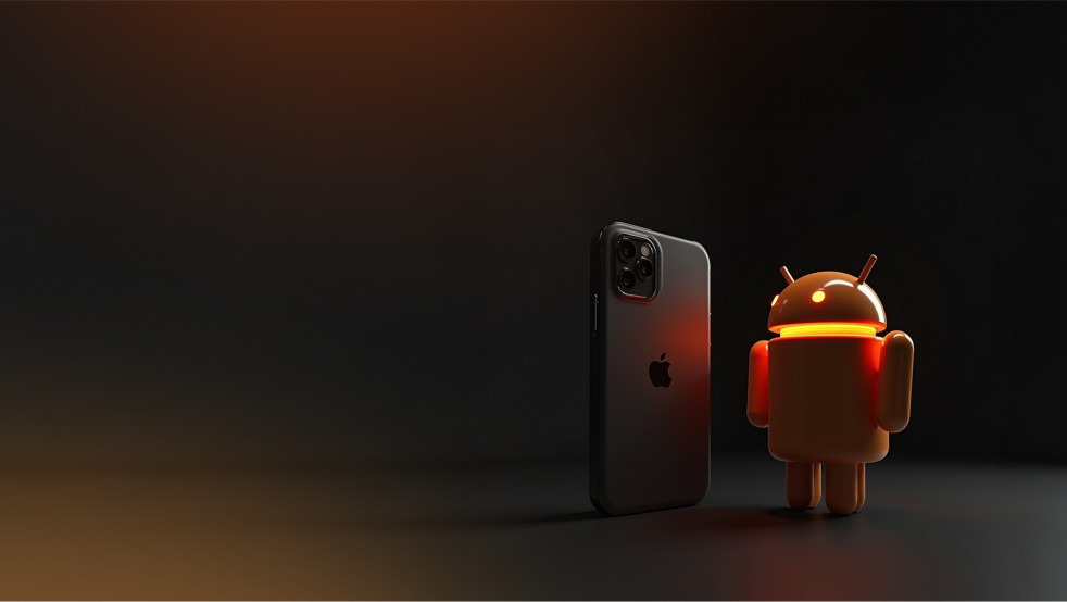 iPhone vs Android Users: Key Differences in 2025  iPhone vs Android Users: Key Differences in 2025